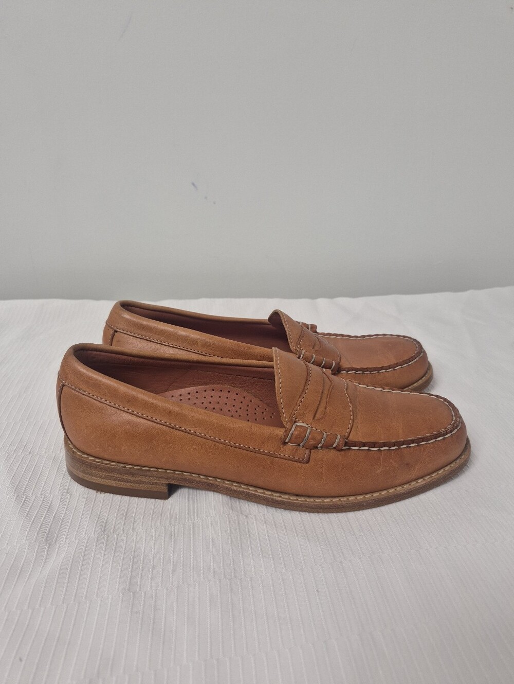 G.H. Bass Weejuns Cognac Leather Loafers sz EU40